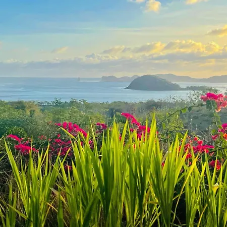Lobster Bay Lombok Hotel